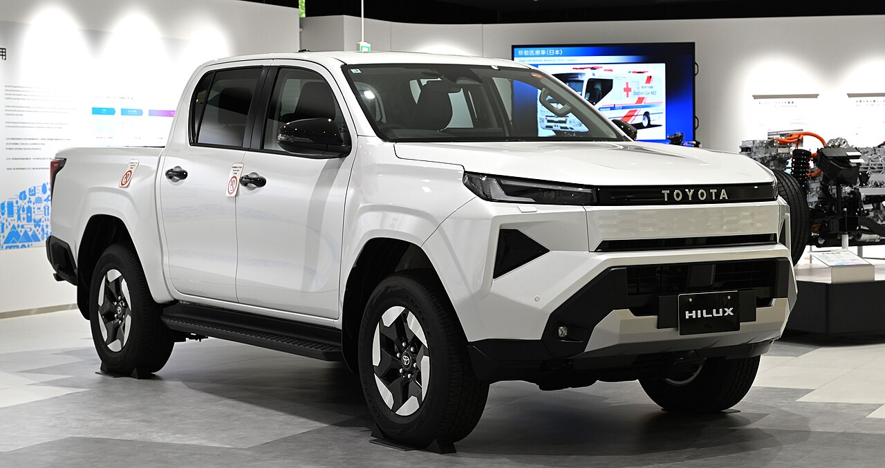 Toyota Hilux BEV