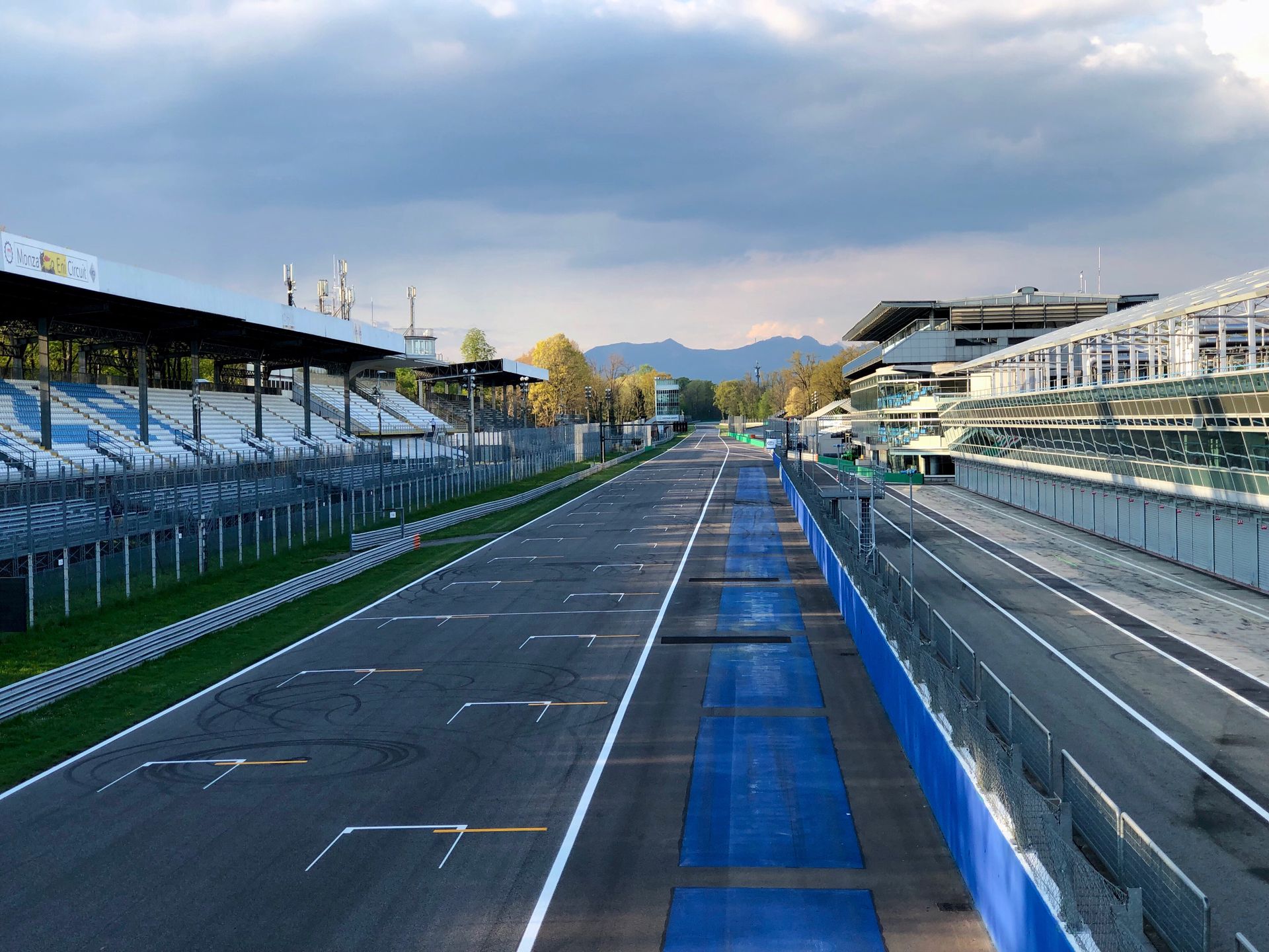 Monza's pit straight
